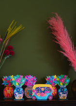 Load image into Gallery viewer, Magical Pop Up Lion Vase Greetings Card